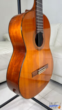 Load image into Gallery viewer, Yamaha C-325 Custom Electric Classical Guitar 1979