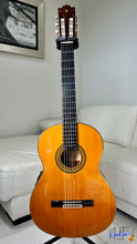 Load image into Gallery viewer, Yamaha C-200 Electric Classical Guitar (June 1977)