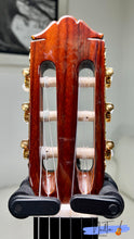 Load image into Gallery viewer, Yamaha GD-10 (1978) Grand Concert Classical Guitar