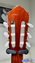 Load image into Gallery viewer, Yamaha GD-10 (1978) Grand Concert Classical Guitar