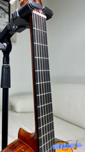 Load image into Gallery viewer, Yamaha GD-10 (1978) Grand Concert Classical Guitar