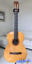 Load image into Gallery viewer, Giannini AWNM1 Vintage Classical Guitar