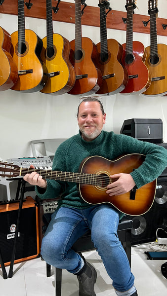 Marc with a Yamaha Dynamic Guitar No.10A (1952) left-handed