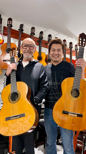 Stuart with His new Shinano SC-30 Concert Classical Custom Guitar