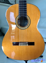 Load image into Gallery viewer, Hashimoto C30 Handmade Classical Guitar (1979)
