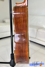 Load image into Gallery viewer, Hashimoto C30 Handmade Classical Guitar (1979)
