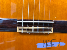 Load image into Gallery viewer, MORRIS M-15 CLASSICAL GUITAR 1970
