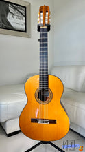 Load image into Gallery viewer, RYOJI MATSUOKA M20 (1983) CLASSICAL GUITAR
