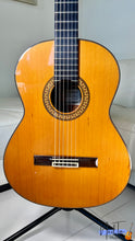 Load image into Gallery viewer, RYOJI MATSUOKA M20 (1983) CLASSICAL GUITAR
