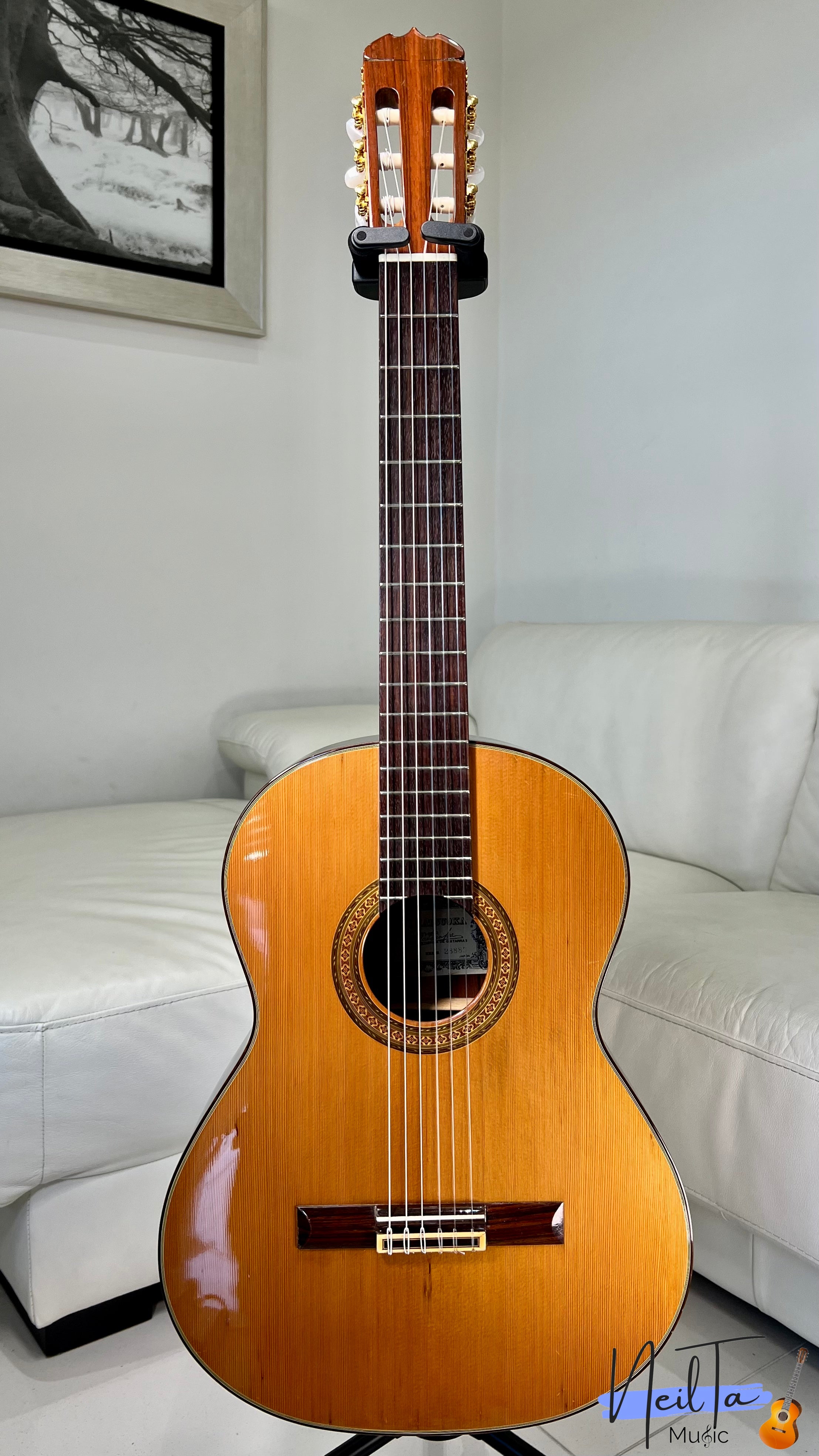Ryoji Matsuoka M80 (1990) Classical Guitar – Neil Ta Music