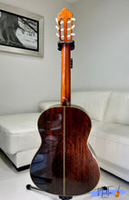 Load image into Gallery viewer, Yamaki GC-15 Concert Classical Guitar
