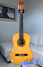 Load image into Gallery viewer, ZEN-ON ZG-250 CLASSICAL GUITAR
